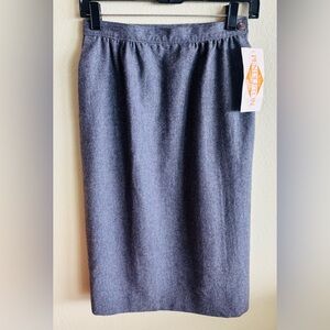 NWT Vintage Pendleton Town &.Country Line Gray 100% Wool Pencil Skirt Size: 6